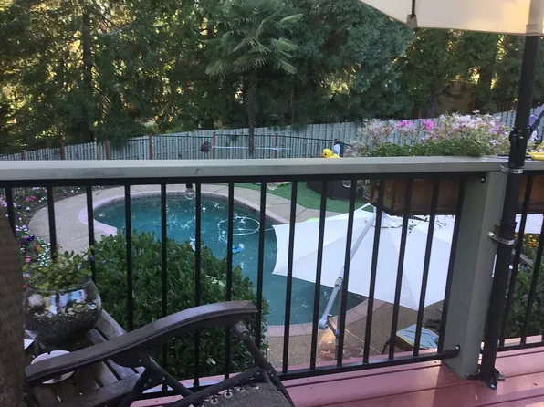 11775 Alta Sierra Dr, Grass Valley, CA 95949