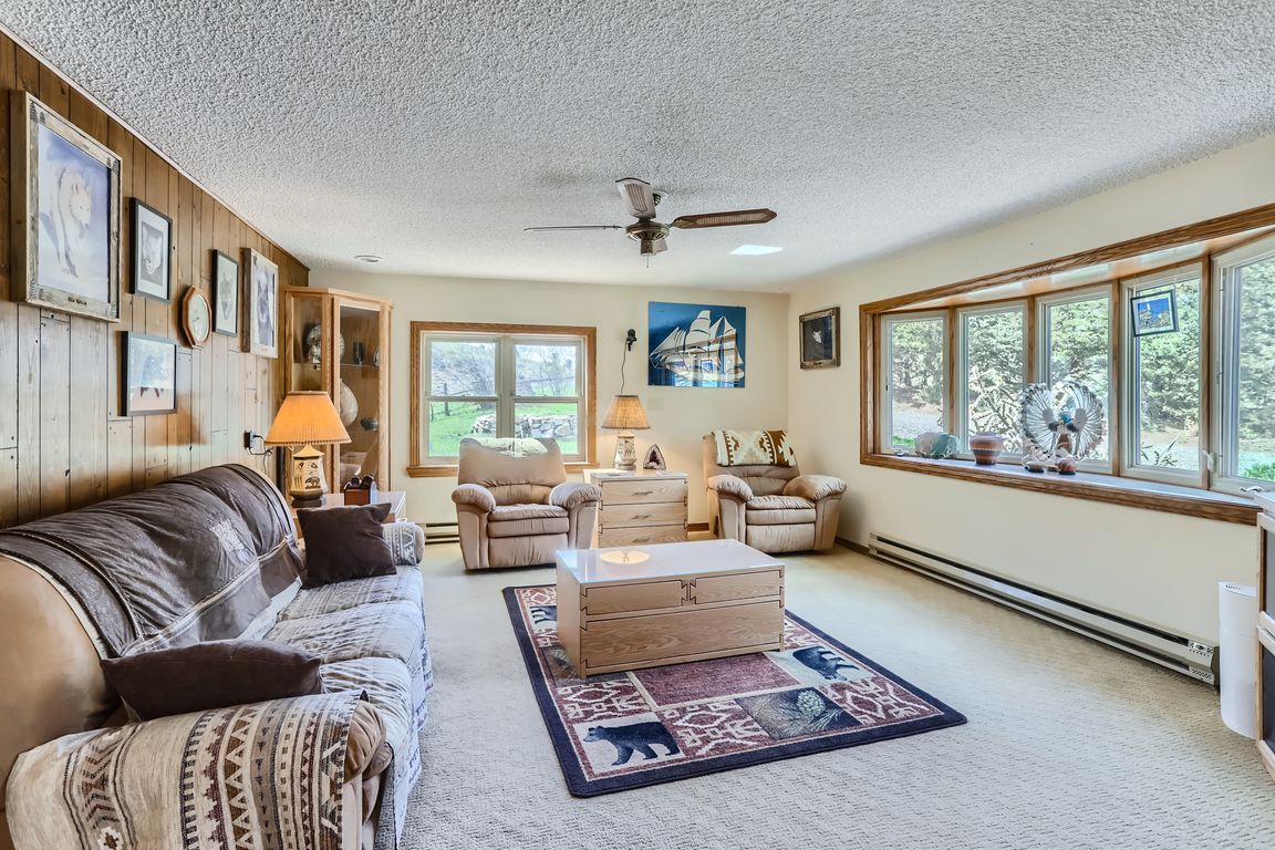 16450 Dakota Ridge Road - Print Quality - 003 - 06 Living Room