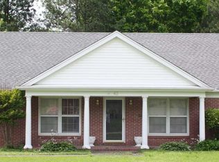 43 Omar Cres, Jackson, TN 38301