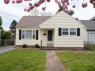 139 Northlane Dr, Rochester, NY 14621