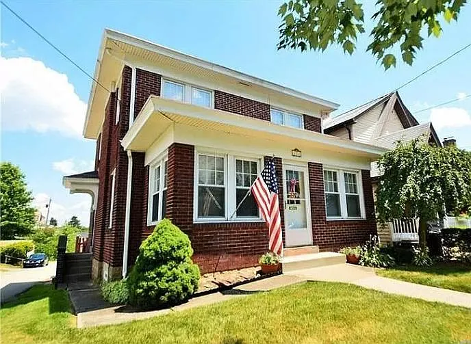 9 Ann Arbor Ave photo 1