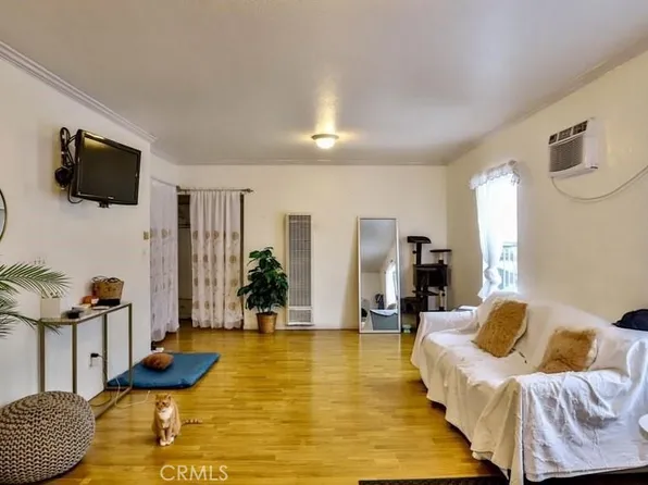 6414 S Hoover St, Los Angeles, CA 90044