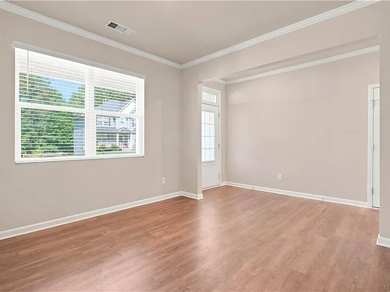 157 Lost Creek Blvd — Photo 16