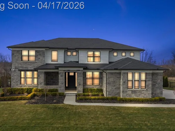 21369 Ballantyne Blvd, Northville, MI 48167