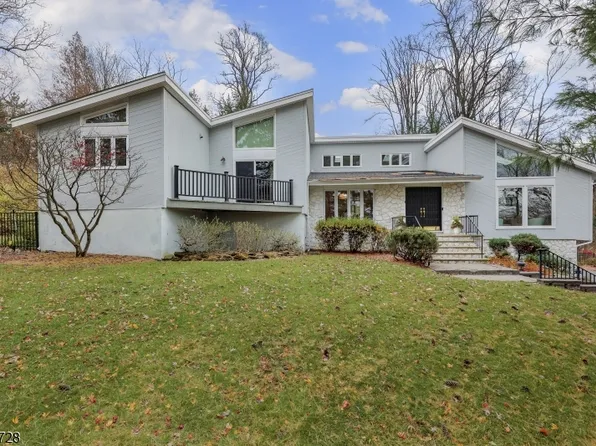 8 Union Hill Rd, Denville Twp., NJ 07834