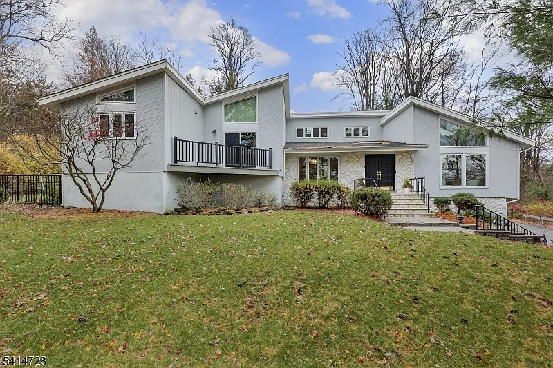 8 Union Hill Rd photo 1