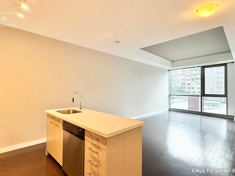 390 Cherry St #304 — Photo 1