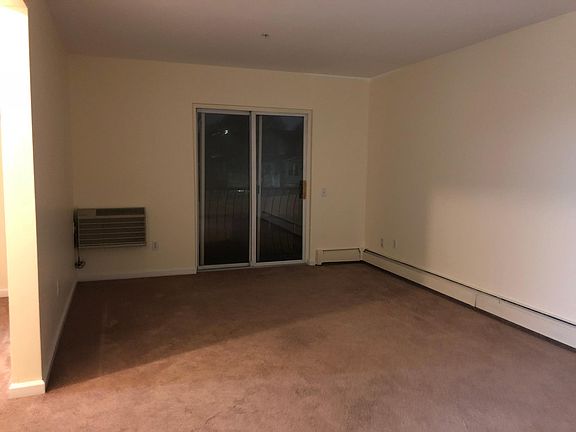 2nd image of 17716 S Conduit Ave APT 2B