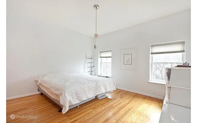 Rented by Douglas Elliman | media 22