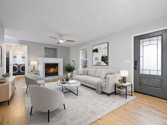 3rd image of 203 Dodgins Ln