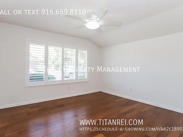4662 Stirling St — Photo 14