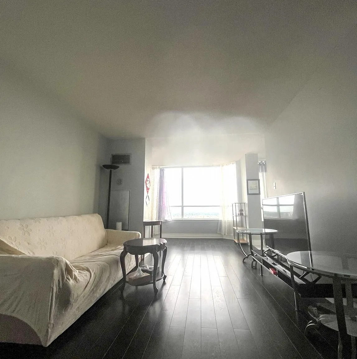 3 bed, $2,950 — Photo 2