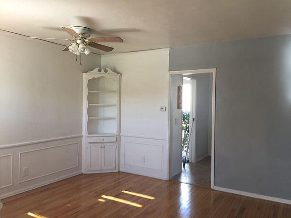 4th image of 3610 S Centinela Ave