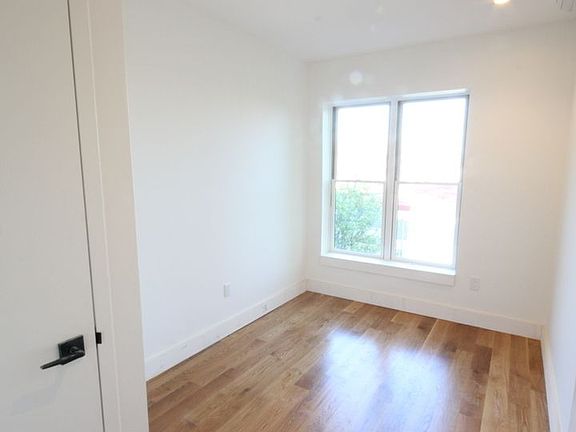 2nd image of 1144 Dekalb Ave APT 2F