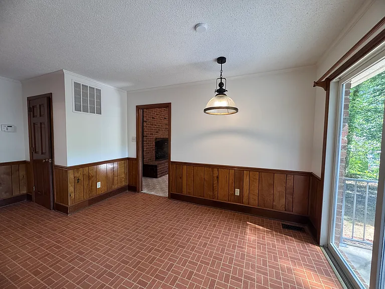 603 Shannon Rd — Photo 7