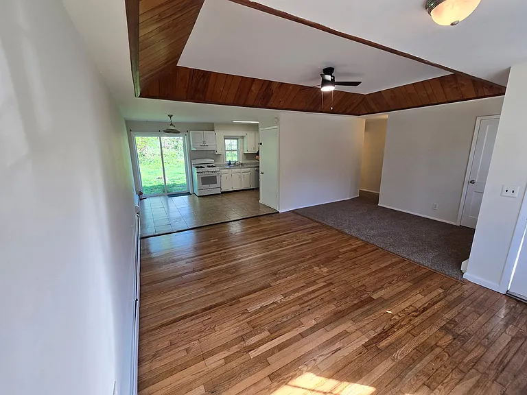 12 Felter St — Photo 2
