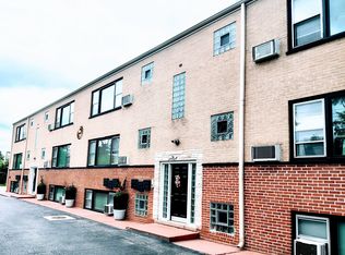 2738 Hessing St APT 10, River Grove, IL 60171