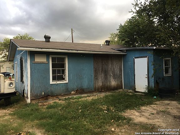 2nd image of 1515 Socorro St