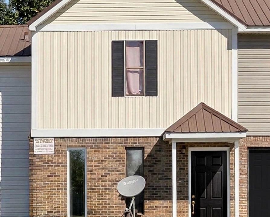1st image of 1810 Cedar Hts
