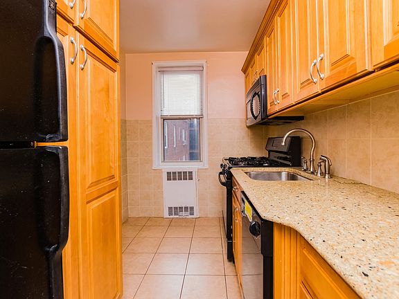 5th image of 5600 Netherland Ave #5A