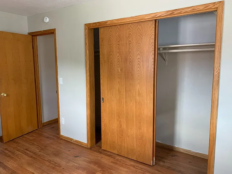 College Park Apartments — Photo 106