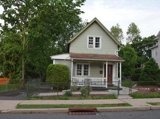 24 Mechanic St, Somerville, NJ 08876