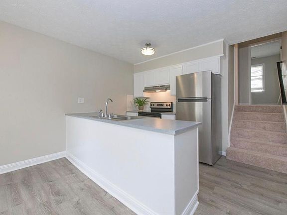2nd image of 1003 Trent Blvd