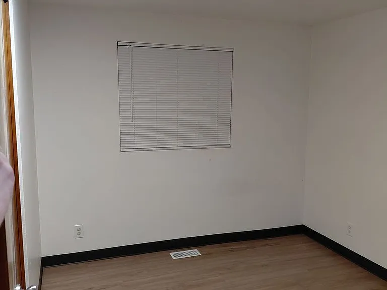 1399 Parkway Dr NW — Photo 13