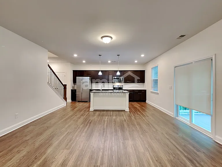 3348 Okelly Dr — Photo 6