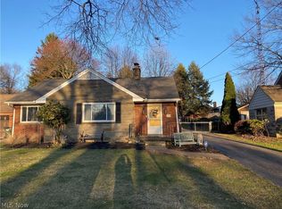 1914 Broad Ave NW, Canton, OH 44708