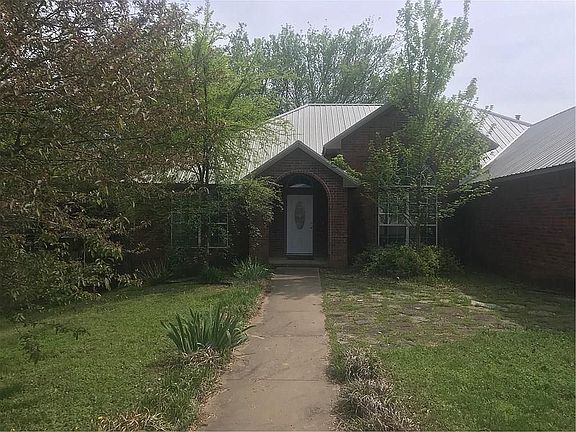 2nd image of 2635 E Dewberry Ct