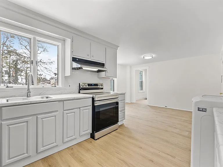 107 Water St #107 — Photo 11