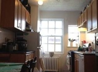 59 Kensington Rd #B3, Bronxville, NY 10708