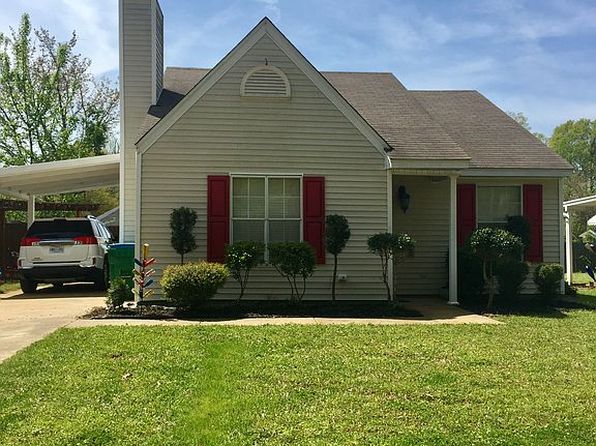 970 White Cir