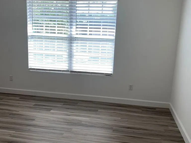 695 Douglas Dr #A — Photo 20
