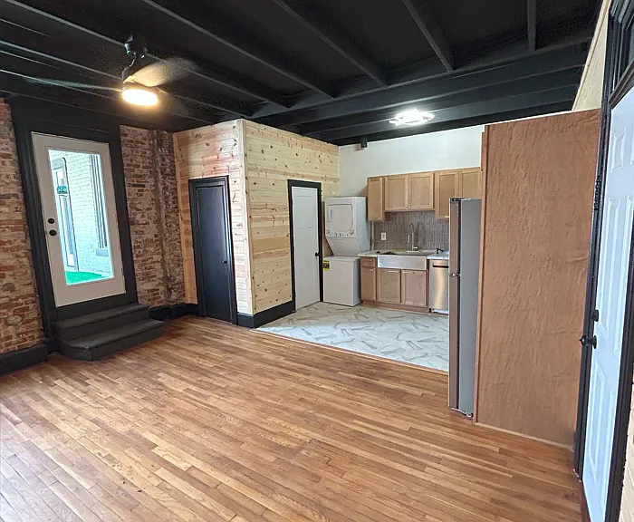 127 1/2 S Main St #2 — Photo 1