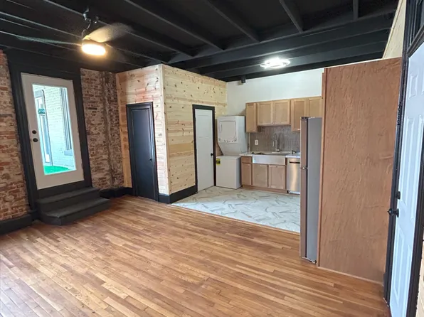 127 1/2 S Main St #2, Marysville, OH 43040