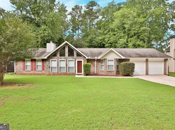 606 Grecken Grn, Peachtree City, GA 30269