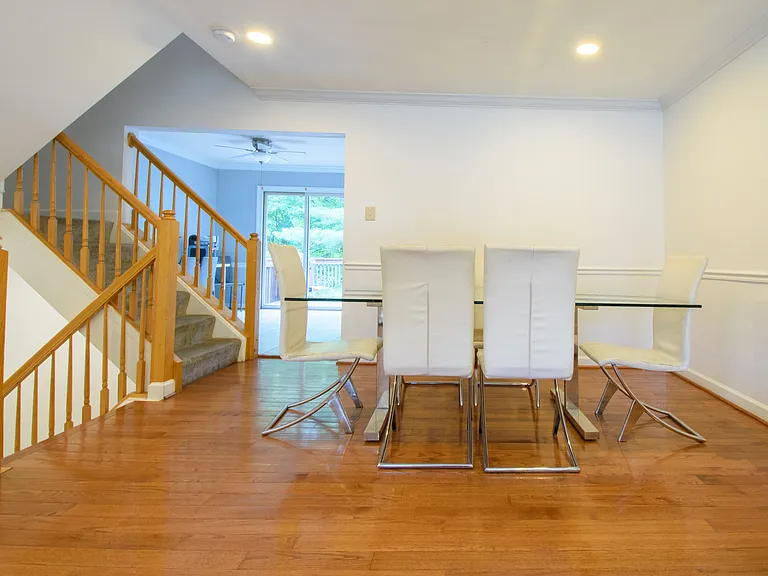 2128 Heritage Dr — Photo 6