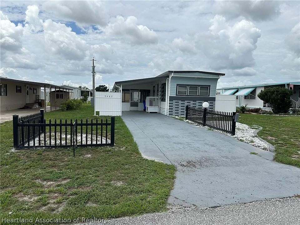 3407 Maine Ave