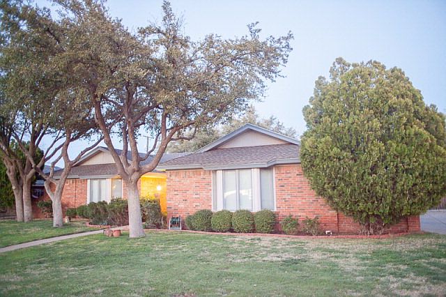 1st image of 6304 Driftwood Dr