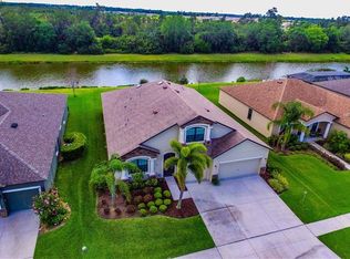 304 Star Shell Dr, Apollo Beach, FL 33572