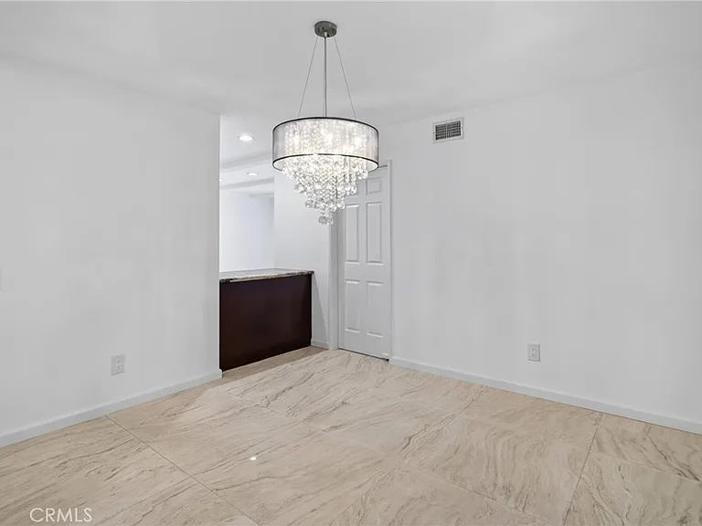 20454 Elkwood St — Photo 36