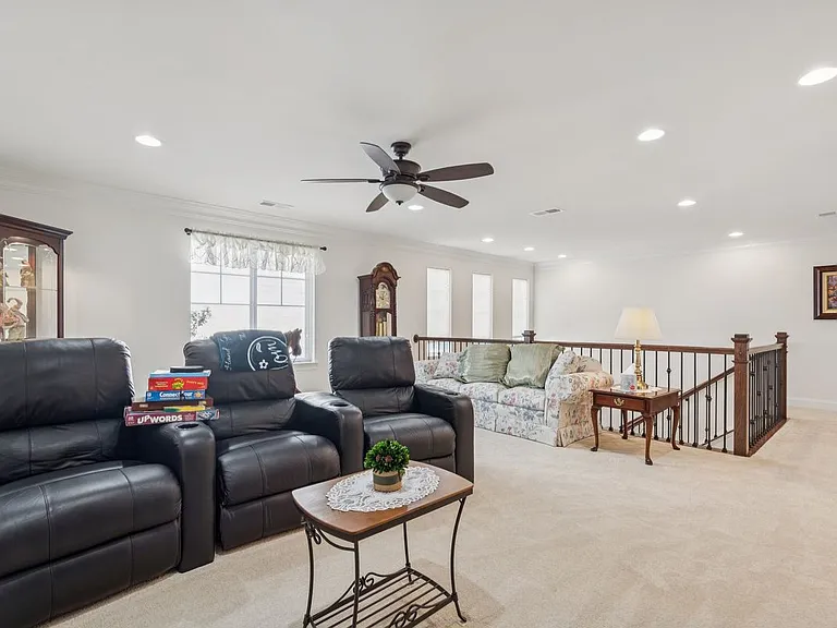 213 Grebe Dr — Photo 12