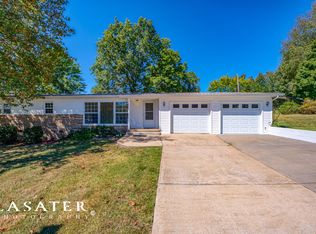 1021 Berry St, Harrison, AR 72601