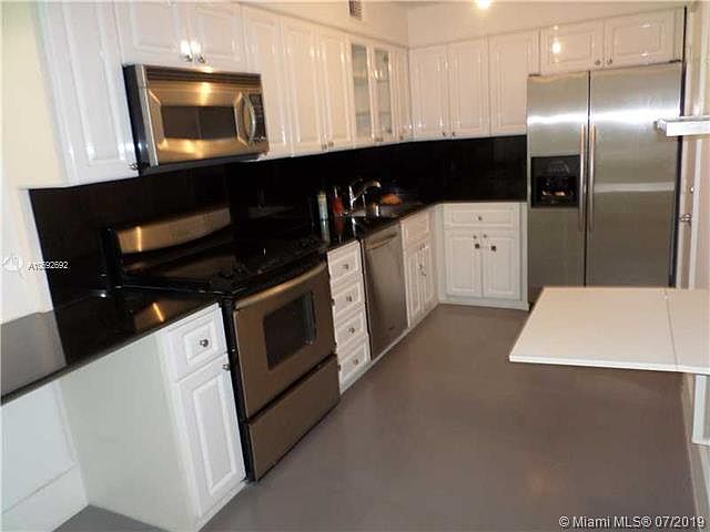 1st image of 6770 Indian Creek Dr
