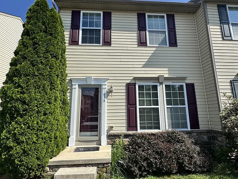 636 Tantallon Ct #140 — Photo 1