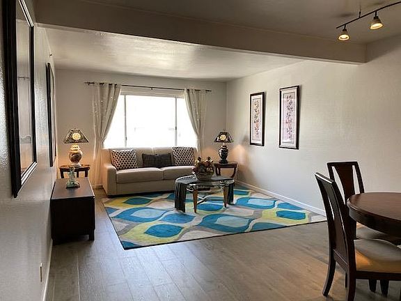 5th image of 3715 Fairfax Way