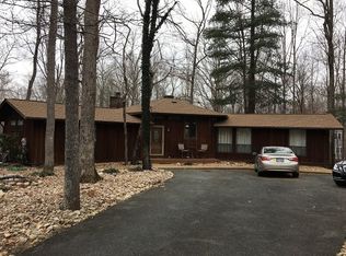 19 Axle Tree Rd, Palmyra, VA 22963