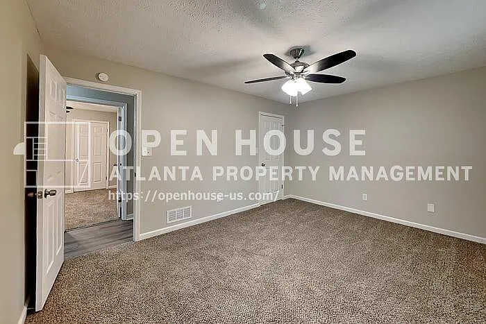 82 Fox Ridge Ct — Photo 8